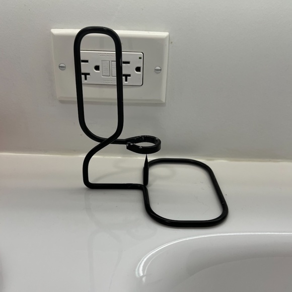 Hay Lup Table - Black - Triangle - Candle Holder - Picture 7 of 7